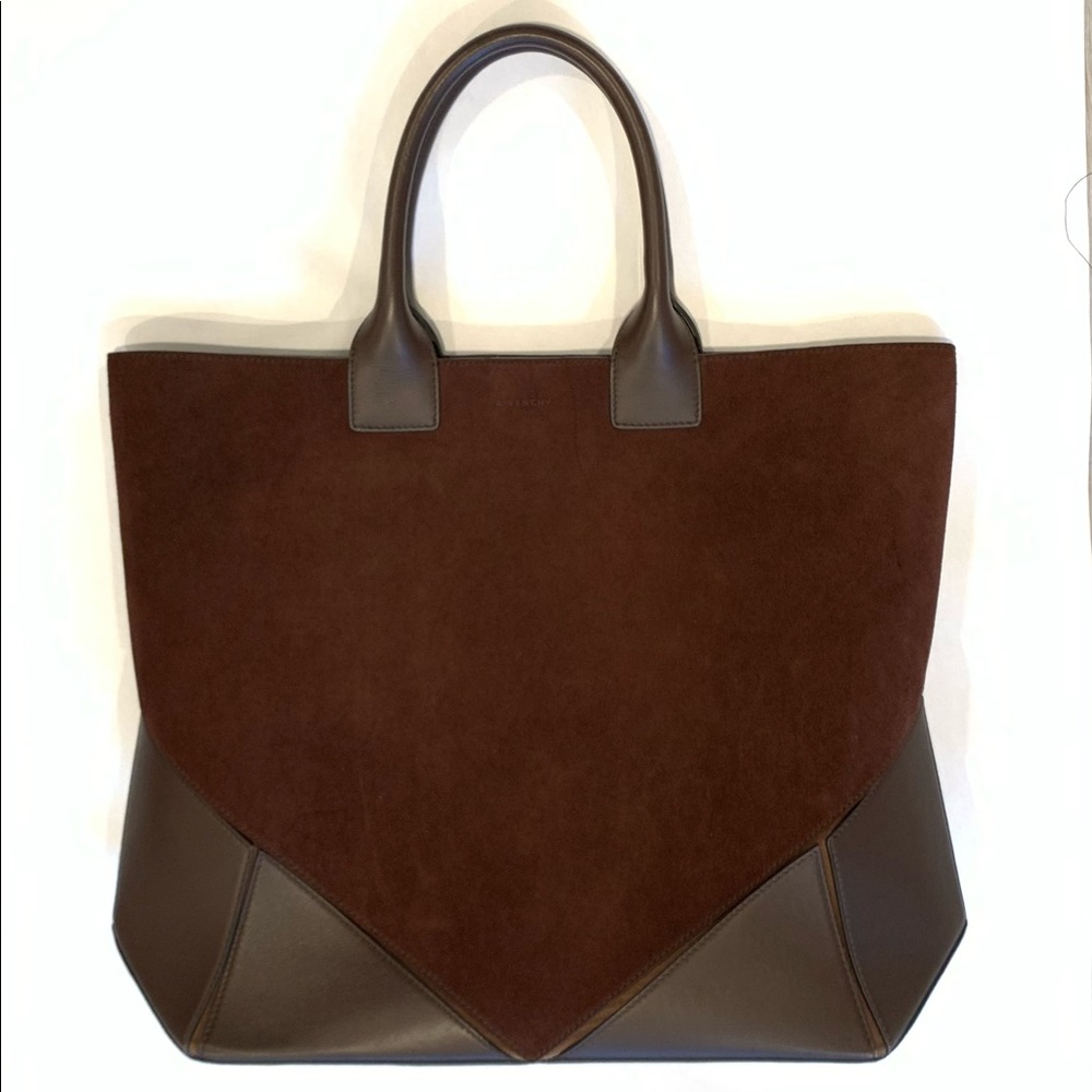 GIVENCHY EASY MEDIUM TOTE in BROWN SUEDE 👜